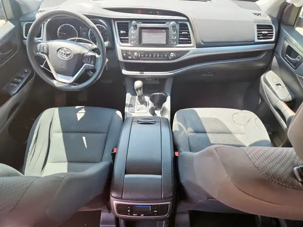 5TDZARFH5KS060216 2019 TOYOTA HIGHLANDER - Image 8