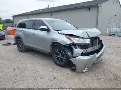 5TDZARFH5KS060605 2019 TOYOTA HIGHLANDER