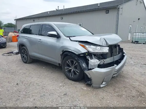 5TDZARFH5KS060605 2019 TOYOTA HIGHLANDER - Image 1
