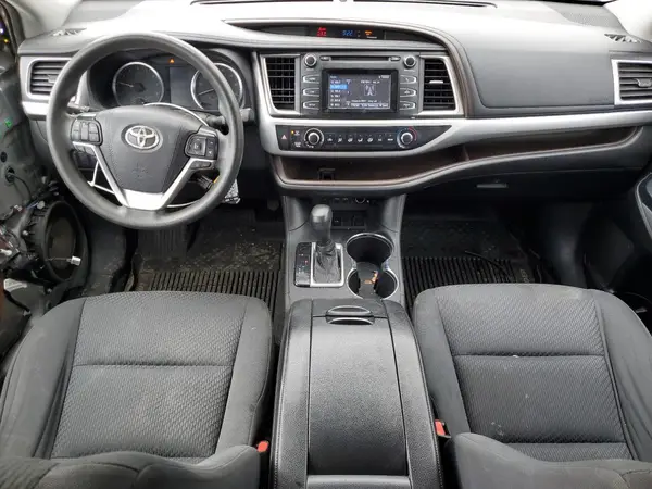 5TDZARFH5KS061141 2019 TOYOTA HIGHLANDER - Image 8