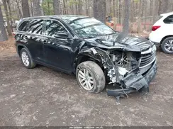 5TDZARFH6GS020122 2016 TOYOTA HIGHLANDER