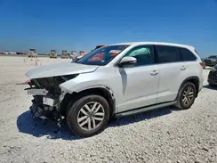 5TDZARFH6GS021268 2016 TOYOTA HIGHLANDER