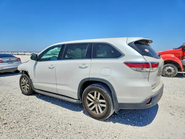 5TDZARFH6GS021268 2016 TOYOTA HIGHLANDER - Image 2