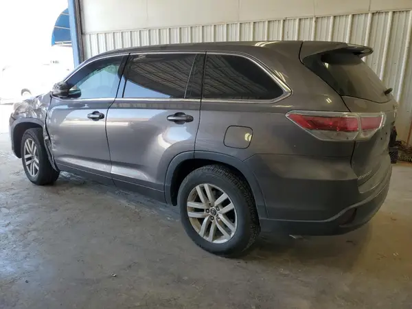 5TDZARFH6GS022405 2016 TOYOTA HIGHLANDER - Image 2