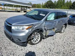 5TDZARFH6GS023070 2016 TOYOTA HIGHLANDER