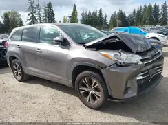 5TDZARFH6HS026472 2017 TOYOTA HIGHLANDER
