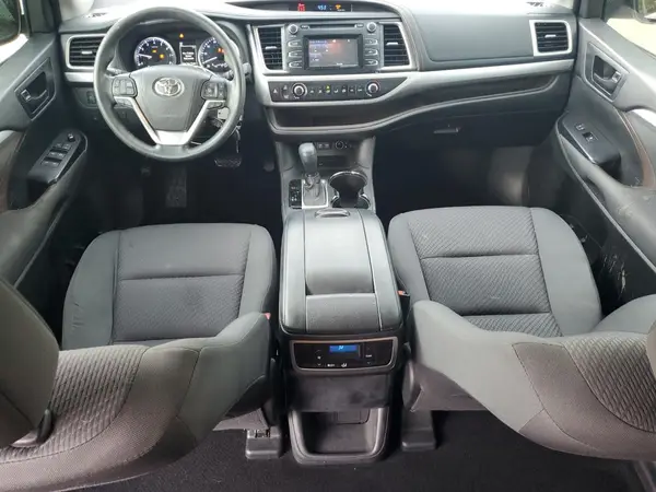 5TDZARFH6HS030974 2017 TOYOTA HIGHLANDER - Image 8