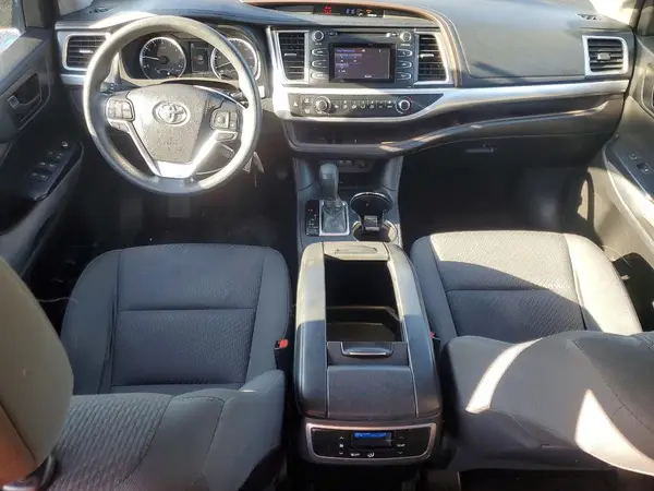 5TDZARFH6HS031719 2017 TOYOTA HIGHLANDER - Image 8