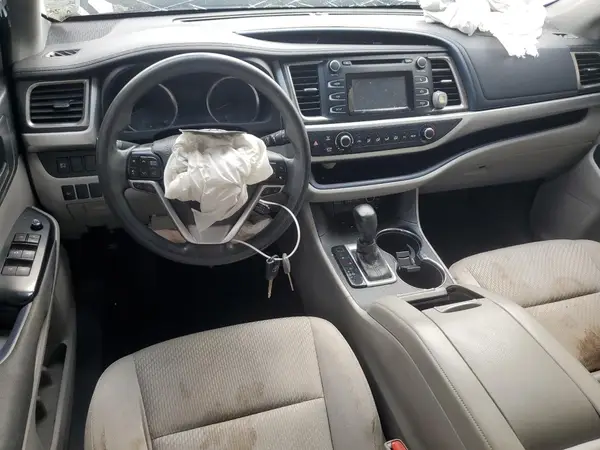 5TDZARFH6HS031820 2017 TOYOTA HIGHLANDER - Image 8