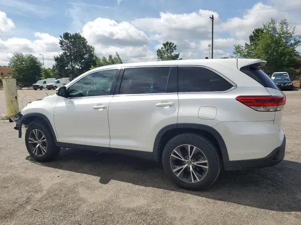 5TDZARFH6KS042906 2019 TOYOTA HIGHLANDER - Image 2