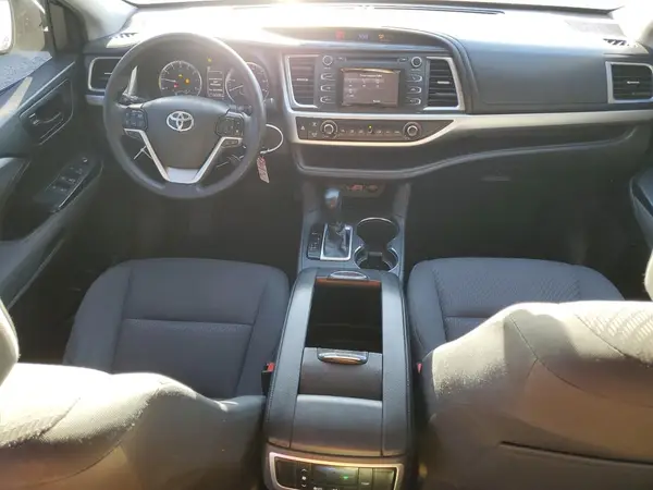 5TDZARFH6KS043120 2019 TOYOTA HIGHLANDER - Image 8