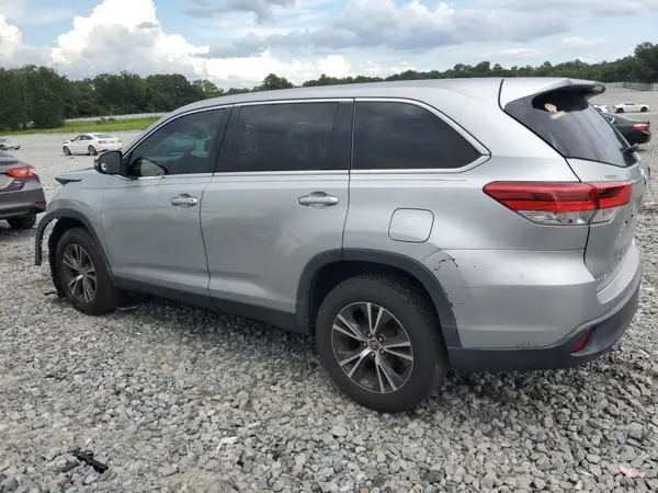 5TDZARFH6KS045062 2019 TOYOTA HIGHLANDER - Image 2
