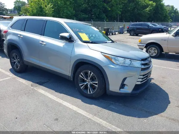 5TDZARFH6KS047099 2019 TOYOTA HIGHLANDER - Image 1