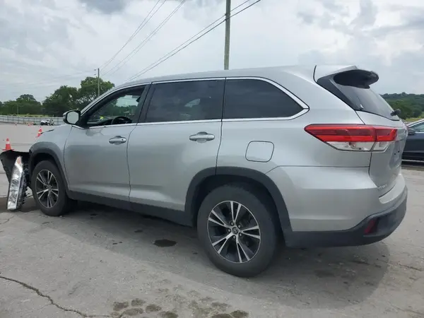 5TDZARFH6KS048821 2019 TOYOTA HIGHLANDER - Image 2