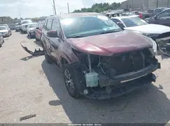 5TDZARFH6KS049726 2019 TOYOTA HIGHLANDER