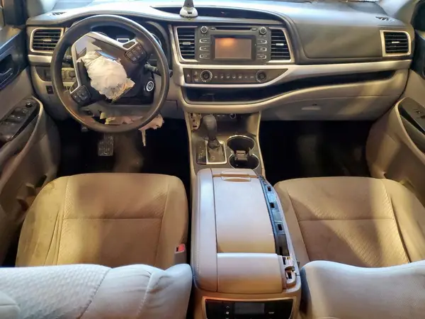 5TDZARFH6KS050620 2019 TOYOTA HIGHLANDER - Image 8