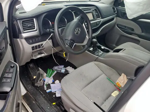 5TDZARFH6KS051881 2019 TOYOTA HIGHLANDER - Image 8