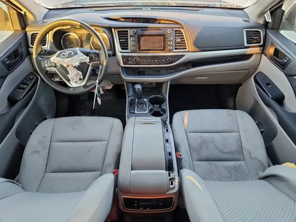 5TDZARFH6KS056689 2019 TOYOTA HIGHLANDER - Image 8
