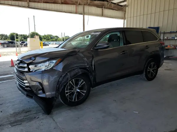 5TDZARFH6KS057244 2019 TOYOTA HIGHLANDER - Image 1