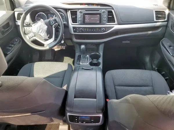 5TDZARFH6KS059091 2019 TOYOTA HIGHLANDER - Image 8