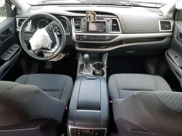 5TDZARFH6KS061391 2019 TOYOTA HIGHLANDER - Image 8