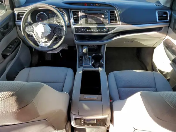 5TDZARFH6KS061438 2019 TOYOTA HIGHLANDER - Image 8