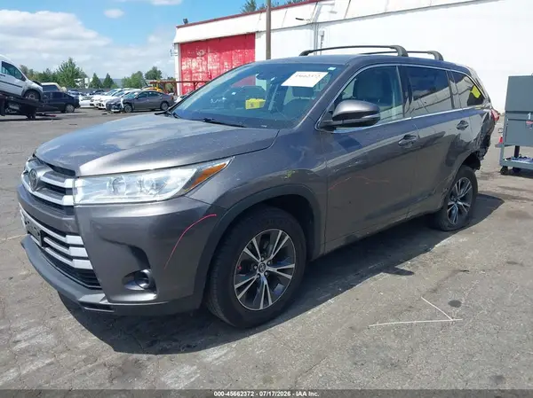 5TDZARFH7HS026741 2017 TOYOTA HIGHLANDER - Image 2