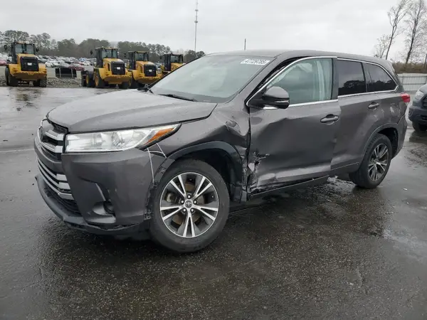 5TDZARFH7HS026917 2017 TOYOTA HIGHLANDER - Image 1