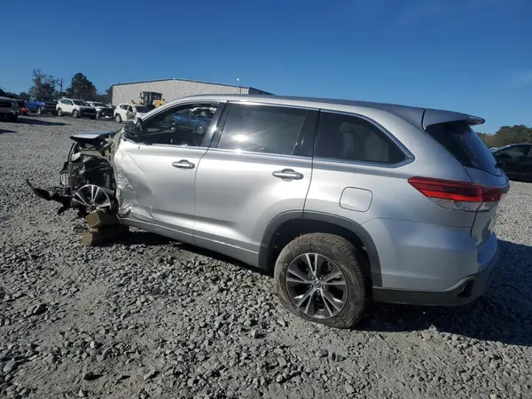 5TDZARFH7HS027811 2017 TOYOTA HIGHLANDER - Image 2