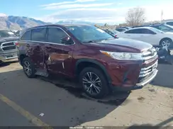 5TDZARFH7HS032281 2017 TOYOTA HIGHLANDER