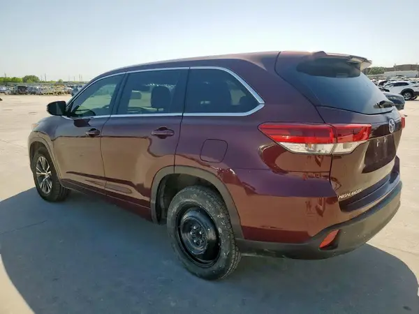 5TDZARFH7HS032569 2017 TOYOTA HIGHLANDER - Image 2