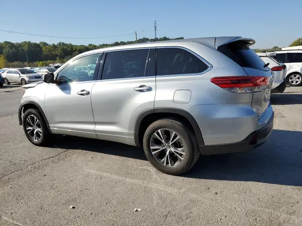 5TDZARFH7JS038183 2018 TOYOTA HIGHLANDER - Image 2