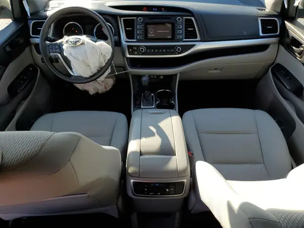 5TDZARFH7JS038183 2018 TOYOTA HIGHLANDER - Image 8