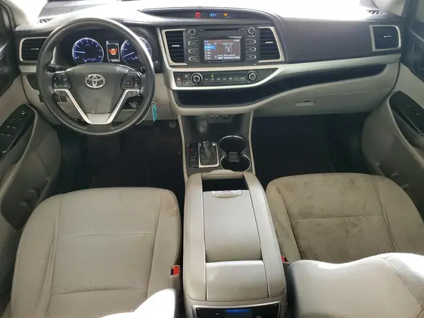5TDZARFH7KS043563 2019 TOYOTA HIGHLANDER - Image 8