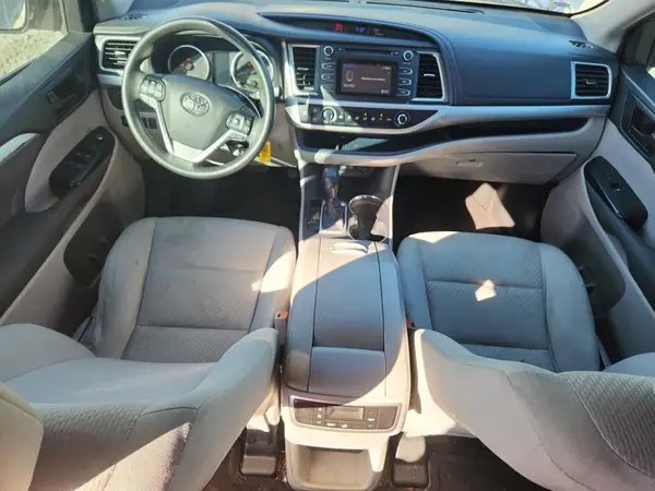 5TDZARFH7KS043935 2019 TOYOTA HIGHLANDER - Image 8