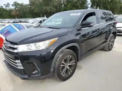 5TDZARFH7KS044468 2019 TOYOTA HIGHLANDER