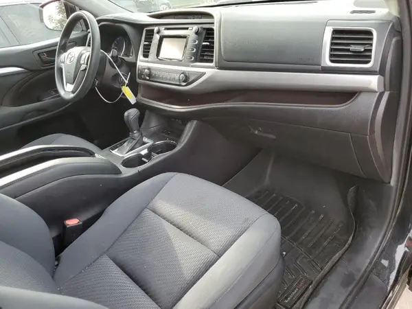 5TDZARFH7KS044468 2019 TOYOTA HIGHLANDER - Image 8