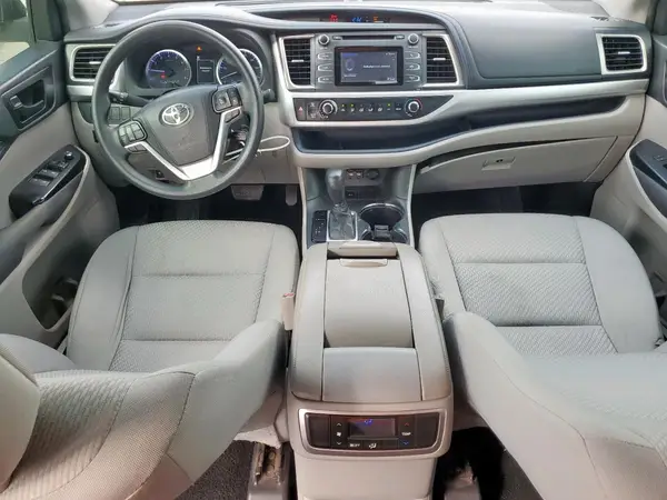 5TDZARFH7KS045331 2019 TOYOTA HIGHLANDER - Image 8