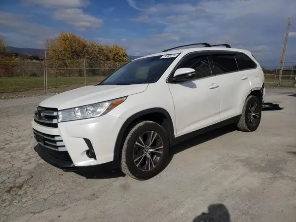 5TDZARFH7KS048441 2019 TOYOTA HIGHLANDER - Image 1