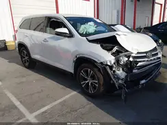 5TDZARFH7KS050447 2019 TOYOTA HIGHLANDER
