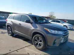 5TDZARFH7KS050707 2019 TOYOTA HIGHLANDER