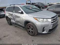 5TDZARFH7KS052716 2019 TOYOTA HIGHLANDER