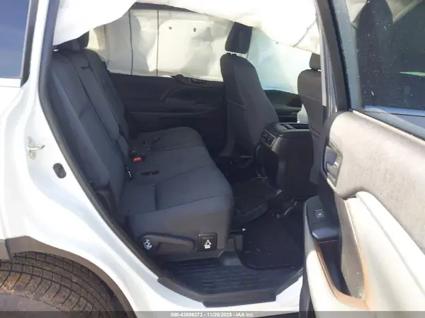 5TDZARFH7KS055132 2019 TOYOTA HIGHLANDER - Image 8