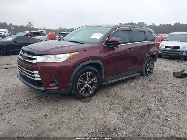 5TDZARFH7KS058547 2019 TOYOTA HIGHLANDER - Image 2