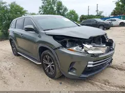 5TDZARFH7KS059651 2019 TOYOTA HIGHLANDER