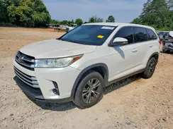 5TDZARFH7KS060010 2019 TOYOTA HIGHLANDER