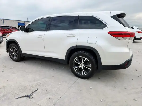 5TDZARFH7KS061268 2019 TOYOTA HIGHLANDER - Image 2