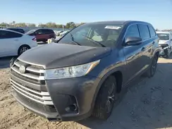 5TDZARFH8HS023685 2017 TOYOTA HIGHLANDER