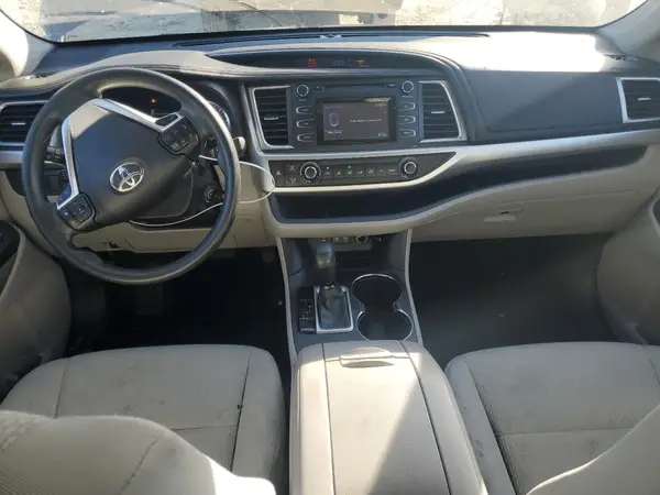 5TDZARFH8HS023685 2017 TOYOTA HIGHLANDER - Image 8