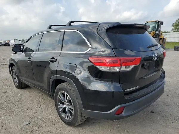 5TDZARFH8HS023704 2017 TOYOTA HIGHLANDER - Image 2